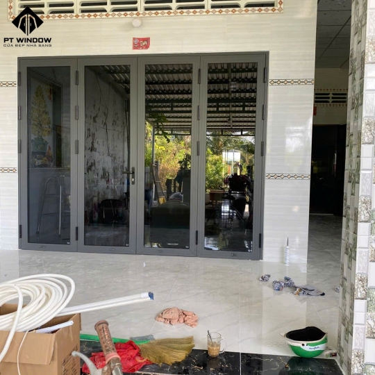 Cửa nhôm xingfa gò công